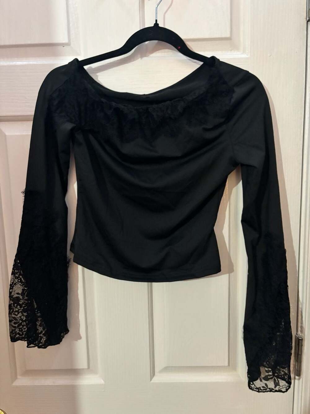 SHEIN Black Lace Patchwork Flared Sleeve Asymmetric T-Shirt Small